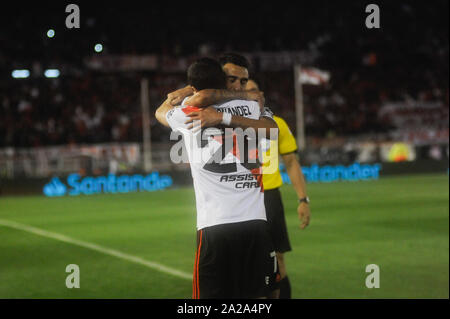 Buenos Aires, Argentina. 01 ott 2019. I giocatori nel gioco durante un match tra River Plate vs Boca Juniors valida per il 2019 Copa Libertadores de America semifinale, tenutosi a Estadio Monumental il 1 ottobre a Buenos Aires, Argentina. Credito: Gabriel Sotelo/FotoArena/Alamy Live News Foto Stock