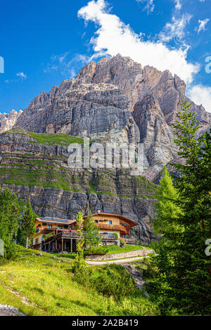 Italia Veneto Angelo Dibona rifugio Foto Stock