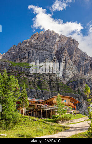 Italia Veneto Angelo Dibona rifugio Foto Stock