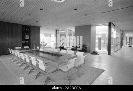 Residenziale e della portineria del cancelliere della Repubblica federale di Germania. Qui: La sala da pranzo (?) durante il termine di Ludwig Erhard. Foto Stock