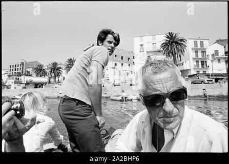 Lo chef Fiat Gianni Agnelli durante il passaggio per il suo yacht a vela Capriccia. L'industriale italiano è in vacanza sull'isola francese della Corsica. Avviso di Copyright: Max Scheler/SUEDDEUTSCHE ZEITUNG foto. Foto Stock