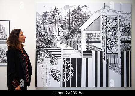 La Somerset House, London, Regno Unito. Il 2 ottobre 2019. 1-54 Arte contemporanea africana Fair dispone di 45 principali gallerie internazionali corre da 3-6 Ottobre. Immagine: Nadia Amor stand. Credito: Malcolm Park/Alamy Live News. Foto Stock