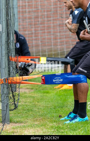 Horst, Paesi Bassi - 25 Giugno 2018: Close up PAOK giocatori di football e attrezzature di formazione durante la formazione del team su il passo Foto Stock