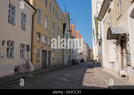 Ruutli Street (Cavaliere Street nella città vecchia di Tallinn, Estonia Foto Stock