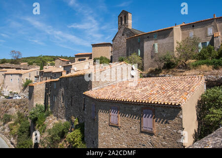 Minerve village, uno dei "Les Plus Beaux Villages de France " è il sito di un massacro di Cataro nel 1210, la posizione isolata del villaggio su un promontorio di me Foto Stock