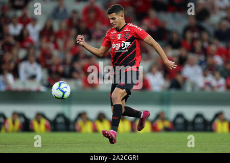 Il 29 settembre 2019; Arena da Baixada Stadium, Curitiba, Parana, Brasile; brasiliano della serie A CALCIO, atletico versus Chapecoense; Bruno Guimar&#xe3;es di Atletico Foto Stock