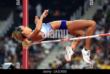 Gran Bretagna Katarina Johnson-Thompson compete nel salto in alto durante la donna Eptathlon il giorno 6 della IAAF Campionati del Mondo Al Khalifa International Stadium, Doha, Qatar. Foto Stock