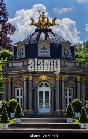 Sun Tempio del nuovo palazzo del 1753, Eremitage, Bayreuth, Alta Franconia, Baviera, Germania Foto Stock