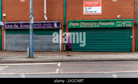 Eldery donne, Tipton nella borough di Sandwell, West Midlands. Foto Stock