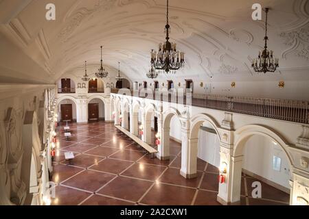 LEIPZIG, Germania - 9 Maggio 2018: Interno della New Town Hall (Neues Rathaus) di Lipsia, in Germania. L edificio è stato completato nel 1905 e offre il suo Foto Stock