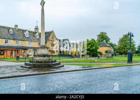 BROADWAY, Regno Unito - 22 settembre 2019: Broadway è a Cotswolds village situato in una zona di straordinaria scenografia e conservazione. Foto Stock