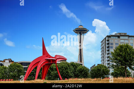 SEATTLE, WASHINGTON - Luglio 4, 2019: registrazione di Seattle è stato il primo grande industria, ma questo a lungo è stato sostituito dal trasporto marittimo, turismo, tecnologia e Foto Stock