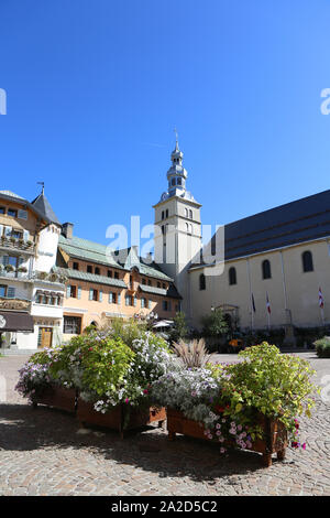 Eglise Saint-Jean Baptiste. Megève. Alta Savoia. La Francia. / Chiesa di Saint Jean Baptiste. Megeve. Alta Savoia. La Francia. Foto Stock