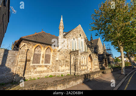 Ex Wesleyan Cappella, Park Road Chiesa Metodista, costruito nel 1870. Southend la prima chiesa metodista. Essendo sviluppato per l'alloggiamento. Westcliff Foto Stock