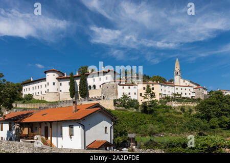 Villaggio di Stanjel, Slovenia Foto Stock