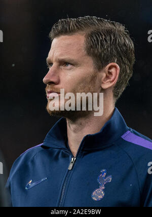 Londra, Regno Unito. 01 ott 2019. Jan Vertonghen di speroni prima della UEFA Champions League match di gruppo tra Tottenham Hotspur e Bayern Monaco allo Stadio di Wembley a Londra, Inghilterra il 1 ottobre 2019. Foto di Andy Rowland. Credito: prime immagini multimediali/Alamy Live News Foto Stock