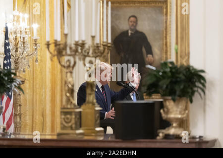 Washington DC, Stati Uniti d'America. 02oct, 2019. Washington, Distretto di Columbia, Stati Uniti d'America. 2 Ottobre, 2019. Il Presidente degli Stati Uniti, Donald J. Credito: ZUMA Press, Inc./Alamy Live News Foto Stock