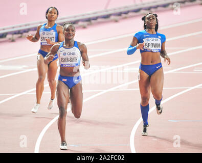 Dina Asher-Smith (Gran Bretagna, oro). Brittany marrone (USA, argento), Dezerea Bryant (USA). A 200 metri di finale. IAAF mondiale di atletica, Doha 2019 Foto Stock