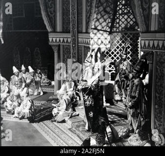 Aufführung im Opernhaus nella Rom; Italien 1940er Jahre. Prestazioni nell'opera di Roma; Italia 1940s. Foto Stock