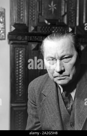 Der deutsche Schauspieler Paul Wegener in seinem Haus a Berlino, Deutschland 1930er Jahre. Attore tedesco Paul Wegener a casa sua a Berlino, Germania 1930s. Foto Stock