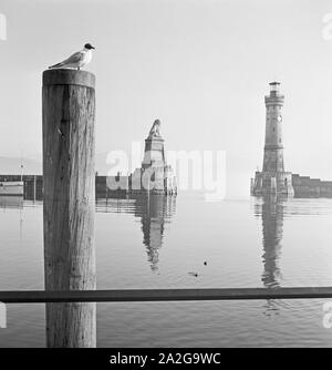 Ein Ausflug nach Lindau am Bodensee, Deutsches Reich 1930er Jahre. Un viaggio a Lindau situato in prossimità del lago di Costanza, in Germania 1930s. Foto Stock