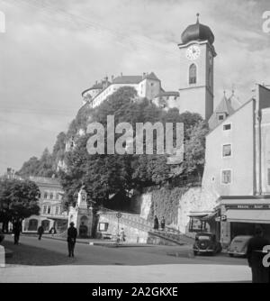 Ein Ausflug nach Kufstein in Tirolo, Deutsches Reich 1930er Jahre. Un viaggio a Kufstein in Tirolo, Germania 1930s. Foto Stock