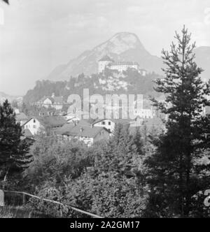 Ein Ausflug nach Kufstein in Tirolo, Deutsches Reich 1930er Jahre. Un viaggio a Kufstein in Tirolo, Germania 1930s. Foto Stock