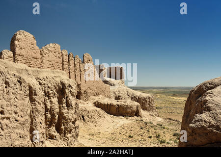 Il più grande le rovine dei castelli di antica Khorezm - Ayaz - Kala, II secolo D.C. - un periodo di massimo splendore dell'impero Kushan, Uzbekistan. Foto Stock