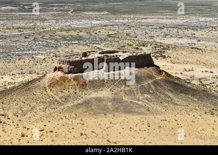 Il più grande le rovine dei castelli di antica Khorezm - Ayaz - Kala, II secolo D.C. - un periodo di massimo splendore dell'impero Kushan, Uzbekistan. Foto Stock