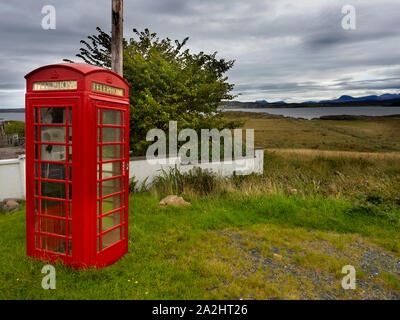 Telefono remoto nella casella a Poolewe Wester Ross Scozia Settembre Foto Stock