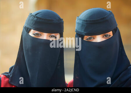 Saudia Arabia Saoedi Arabie Riyad Riaad Formula e gare. Hostess delle gare 15-12-2018 photo Jaco Klamer/Alamy Foto Stock