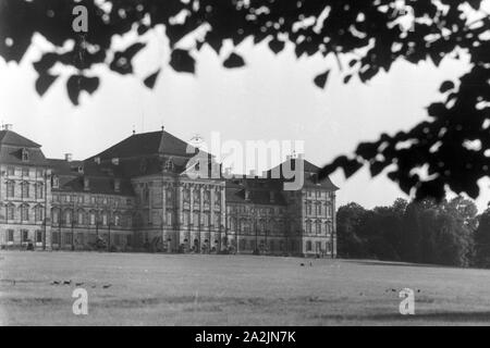 Eine Reise nach Zum Schloss Weißenstein in Pommersfeld, Deutsches Reich 1930er Jahre. Un viaggio a Weissenstein Palace di Pommersfeld, Germania 1930s. Foto Stock