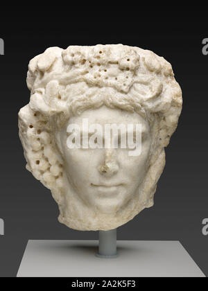 Ritratto della testa di un uomo, metà del III secolo D.C., Romano, Italia, marmo, 38,1 × 26,7 × 24,1 cm (15 × 10 1/2 x 9 1/2 in Foto Stock