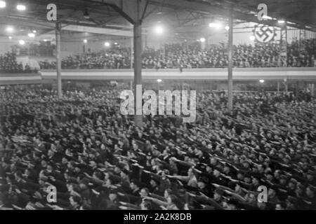 Parteiveranstaltung der NSDAP für den HJ Reichssieger 1936, Deutschland 1930er Jahre. Partito nazista evento per la gioventù hitleriana Reichssieger concorrenza 1936, Germania 1930s. Foto Stock