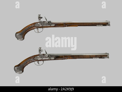 Coppia di custodia Flintlock Pistols, c. 1660/70, Lazzarino Cominazzo, Italiano, Brescia, secolo XVII, Italia, radice di Edera, ottone e acciaio, L. 55 cm (21 5/8 in Foto Stock