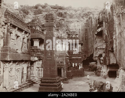 Khalias Rock-Hewn tempio, Ellora, c. 1890, Raja Deen Dayal, Indiana, 1844-1905, India, gelatina silver stampa, 21 x 28,9 cm (l'immagine/carta Foto Stock