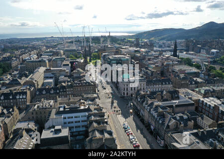 Antenna fuco vista del centro di Edimburgo Foto Stock