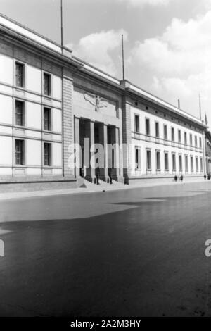 Außenansicht der Reichskanzlei a Berlino, Deutsches Reich 1930er Jahre. Vista esterna della cancelleria imperiale di Berlino in Germania 1930s. Foto Stock