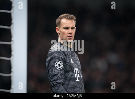 Il portiere Manuel Neuer del Bayern Monaco di Baviera durante la UEFA Champions League match di gruppo tra Tottenham Hotspur e Bayern Monaco allo Stadio di Wembley, Foto Stock