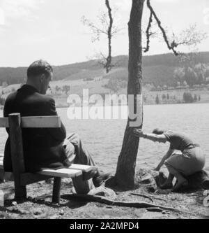 Ein Ausflug in den Südschwarzwald, Deutsches Reich 1930er Jahre. Un viaggio per la Foresta Nera meridionale, Germania 1930s. Foto Stock