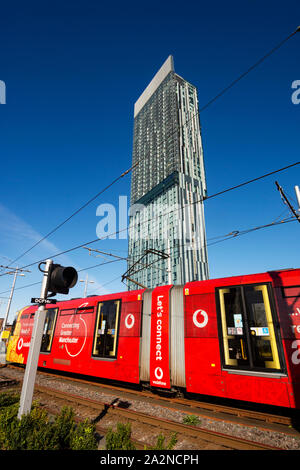 Manchester Metro Raikway luce sistema - Deansgate. Foto Stock