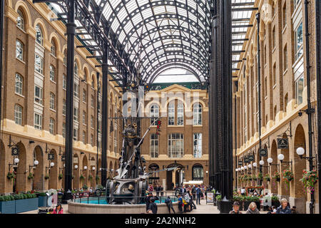 Il fieno la Galleria, Southwark, Londra, Regno Unito Foto Stock