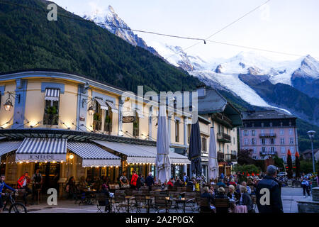 Chez Josephine birreria, Chamonix-Mont-Blanc, Alta Savoia, Francia Foto Stock