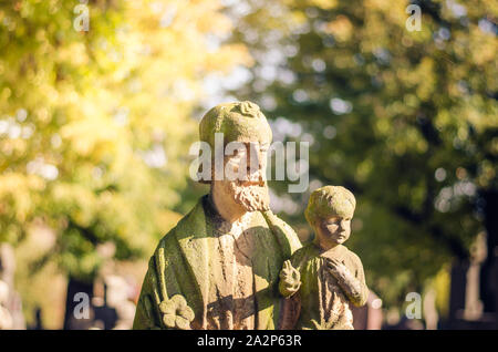 Giorno di Tutti i Santi nel cimitero Foto Stock