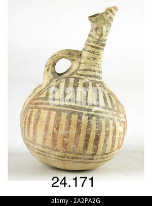 Cipriota, greco, pallone, 1750/1700 BC, terraglia, Altezza x diametro: 4 7/8 x 3 1/8 x 3 1/8 in. (12,4 x 7,9 x 7,9 cm Foto Stock