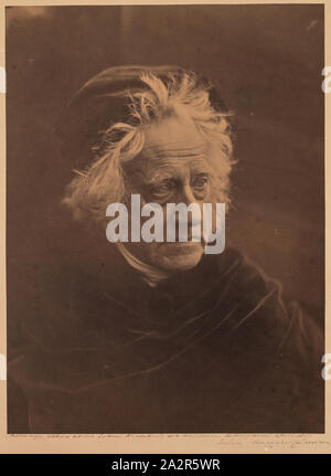 Julia Margaret Cameron, inglese, 1815 - 1879, Sir John Herschel, 1867, albume, stampa immagine: 13 3/4 × 10 1/4 pollici (34,9 × 26 cm Foto Stock