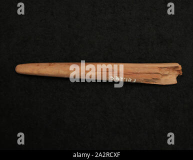 Egiziano, Frammento di prua, 1800/1700 BC, legno intagliato, 4 3/4 in Foto Stock