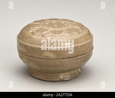 Casella di coperte, 618-906, gres (changsha Ware), Diam: 3-1/8 in., Arte Asiatica Foto Stock