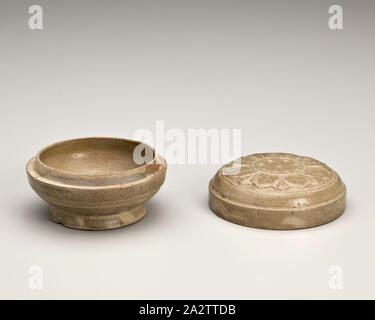 Casella di coperte, 618-906, gres (changsha Ware), Diam: 3-1/8 in., Arte Asiatica Foto Stock