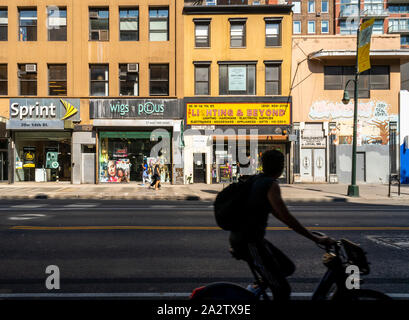 Real estate lungo la quattordicesima strada corridoio sul confine del Greenwich Village e Chelsea a New York il Sabato, Settembre 28, 2019 ( © Richard B. Levine) Foto Stock